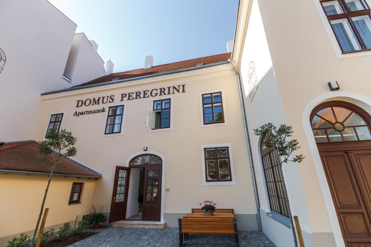 Domus Peregrini Apartmanok Győr Exterior foto